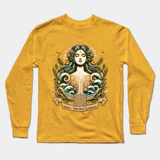 Danu: Celtic Mother Goddess of Fertility and Prosperity Long Sleeve T-Shirt